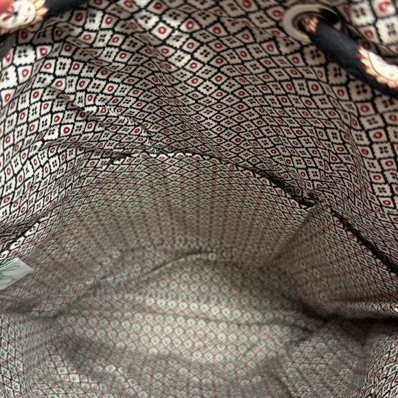 Vera Bradley Backpack. - Picture 5 of 6